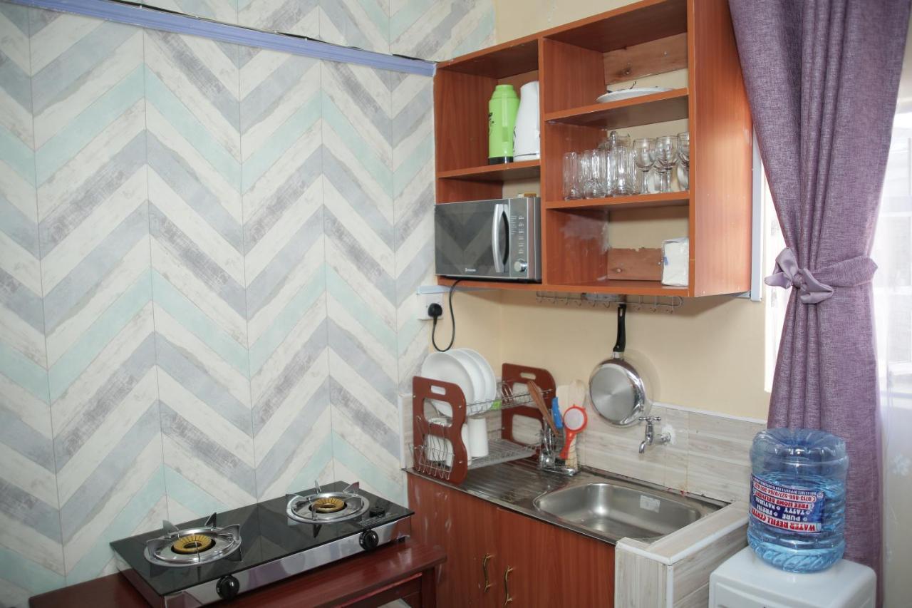 Little Nile Studio Homestays Nakuru City Esterno foto