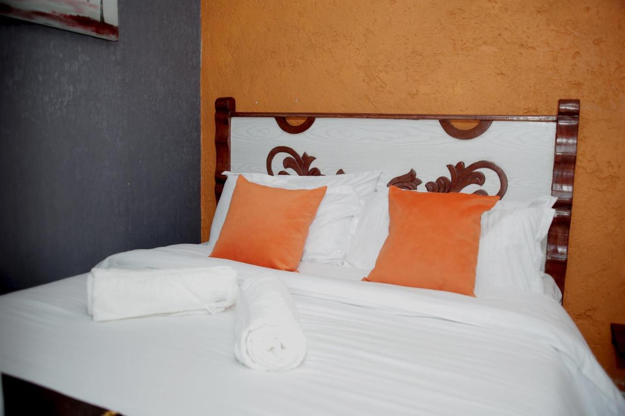 Little Nile Studio Homestays Nakuru City Esterno foto
